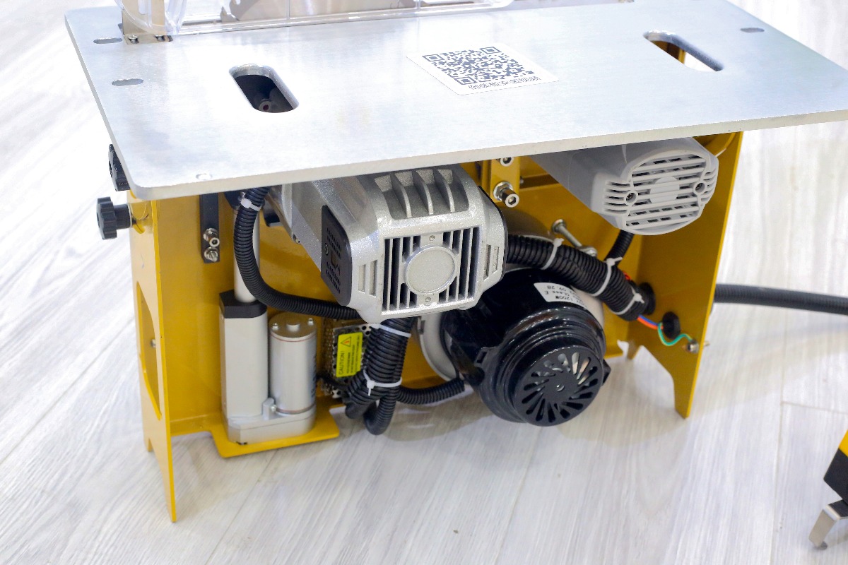 【Factory Price】Horizontal Styl - Woodworking Machinery のレビューと価格