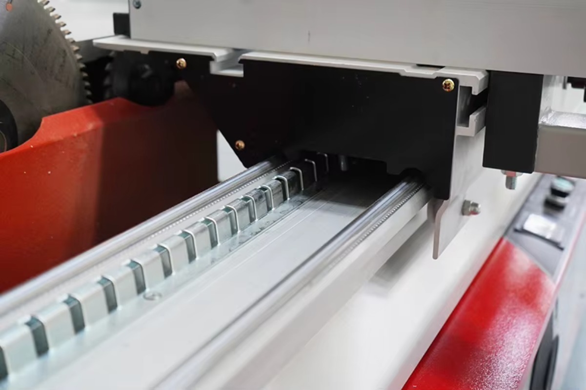 【specialized】SIGN Sliding Tabl - Woodworking Machinery のレビューと価格